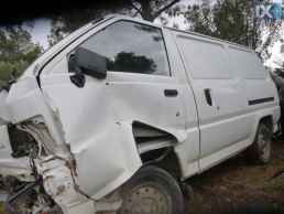 TOYOTA HIACE ΠΟΔΙΑ,ΠΟΡΤΠΑΓΚΑΖ,ΠΡΟΦΥΛΑΚΤΗΡΕΣ www.saravalaki.com