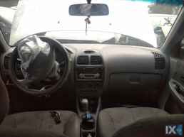 HUYNDAI ACCENT ΚΑΘΡΕΠΤΗΣ ΜΕΣΑΙΟΣ  WWW.SARAVALAKI.COM