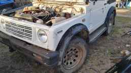 SUZUKI SAMURAI  ΚΟΛΩΝΑ ΤΙΜΟΝΙΟΥ   WWW.SARAVALAKI.COM