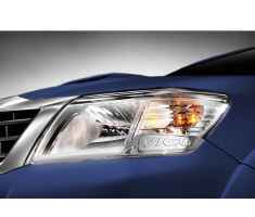 ΦΡΥΔΑΚΙ ΧΡΩΜΙΟΥ ΜΕ ΕΝΣΩΜΑΤΩΜΕΝΑ ΦΩΤΑ ΗΜΕΡΑΣ DRL 081 TOYOTA HILUX 2011+