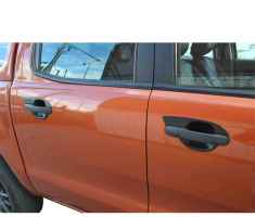 ΣΚΑΦΑΚΙΑ (ΧΟΥΦΤΕΣ) ΧΕΙΡΟΛΑΒΩΝ ΣΕ ΜΑΤ ΜΑΥΡΟ XOUF 505BL MITSUBISHI L200 (TRITON) 2019+